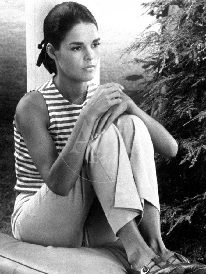 Ali Macgraw